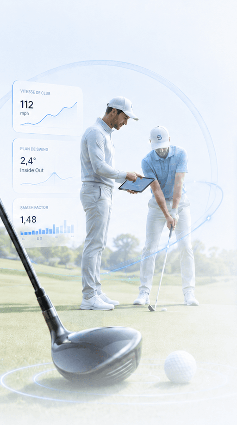 Golfeurs sur un practice avec des données SwingFlow