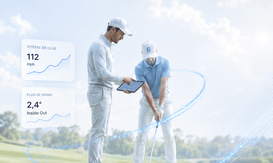 Golfeurs sur un practice avec des données SwingFlow